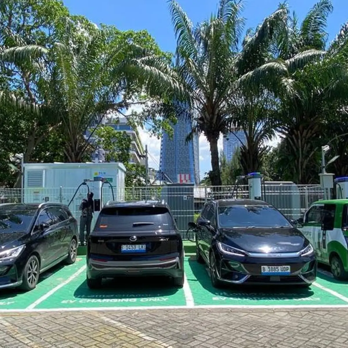 Pemilik Mobil Listrik Perlu Memperhatikan Perawatan Komponen Rutin